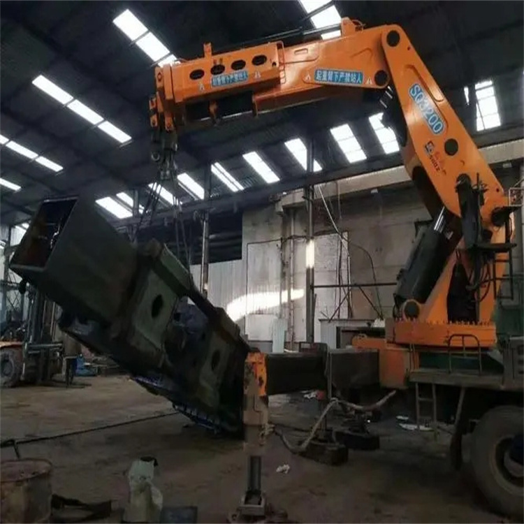 安徽130吨折臂吊车出租吊机租赁附近电话